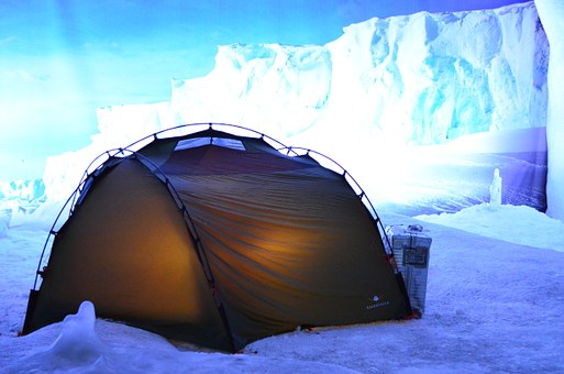 tent-384108__340